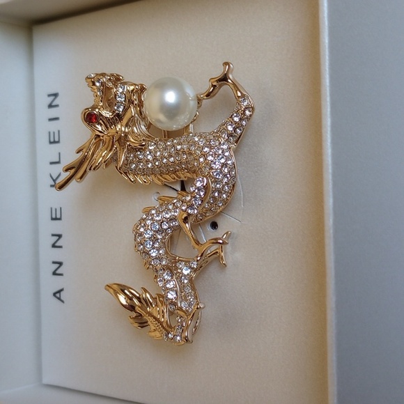 NIB Anne Klein Pave' Encrusted Dragon Pin Gift Box Ruby Eye Faux Pearl - Picture 4 of 7